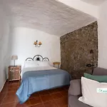 Living - Cave House & Terrace Adults Only *