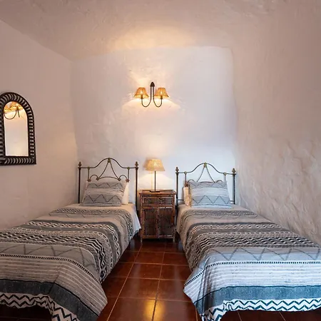Living - Cave House & Terrace Adults Only Apartment *