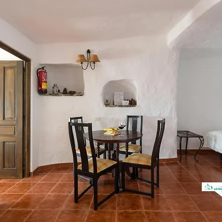 Living - Cave House & Terrace Adults Only Appartement *